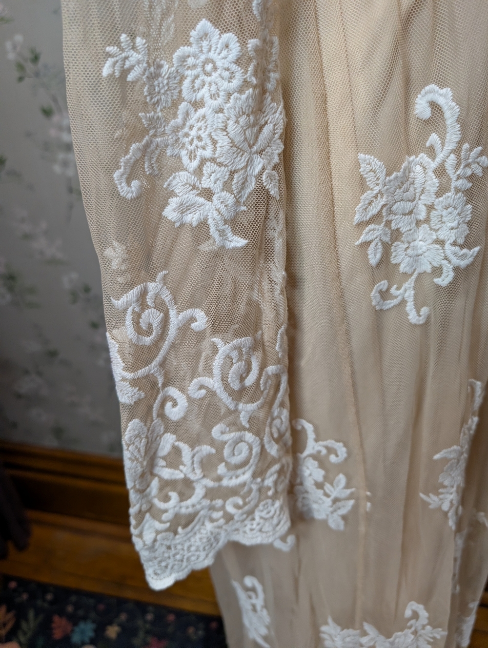 Forever 21 Crochet Lace Maxi Dress - Picture 14 of 14
